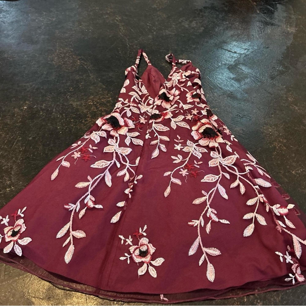 David’s bridal dress worn once
